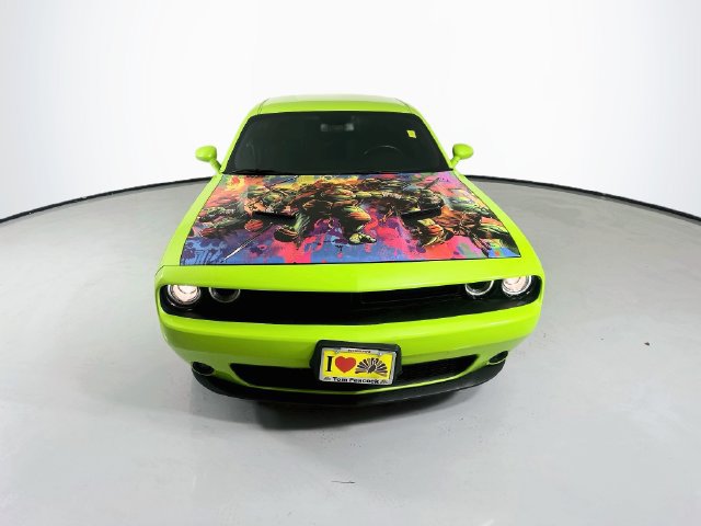 Used 2023 Dodge Challenger SXT w/ Blacktop Package RWD image 2