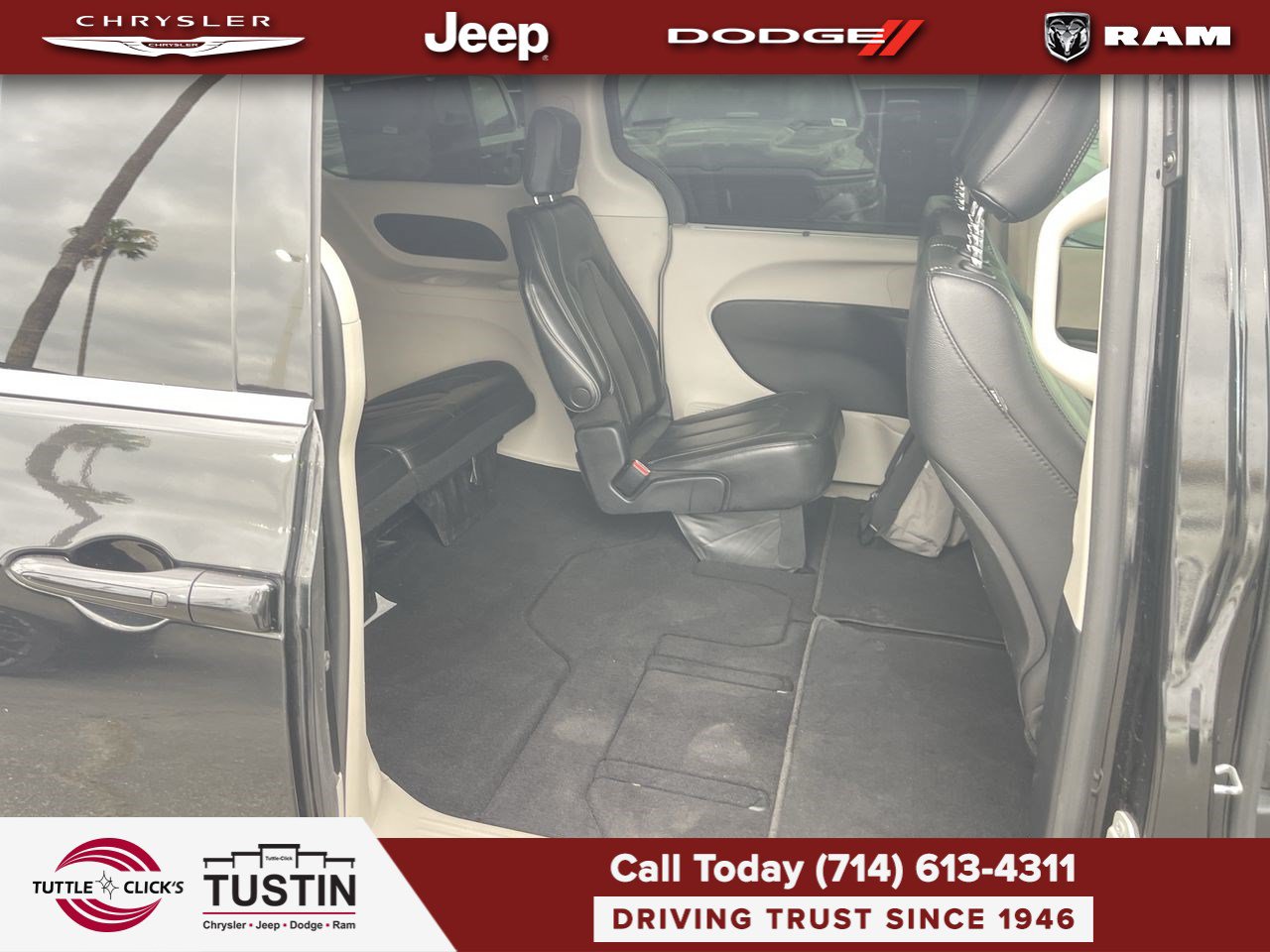 Used 2022 Chrysler Pacifica Touring-L FWD image 23