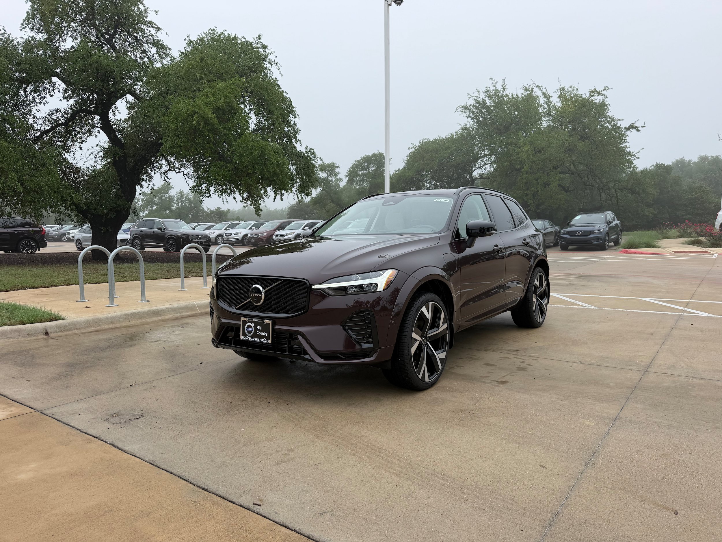 Used 2026 Volvo XC60 T8 Ultra w/ Protection Package Premier AWD/4WD image 2