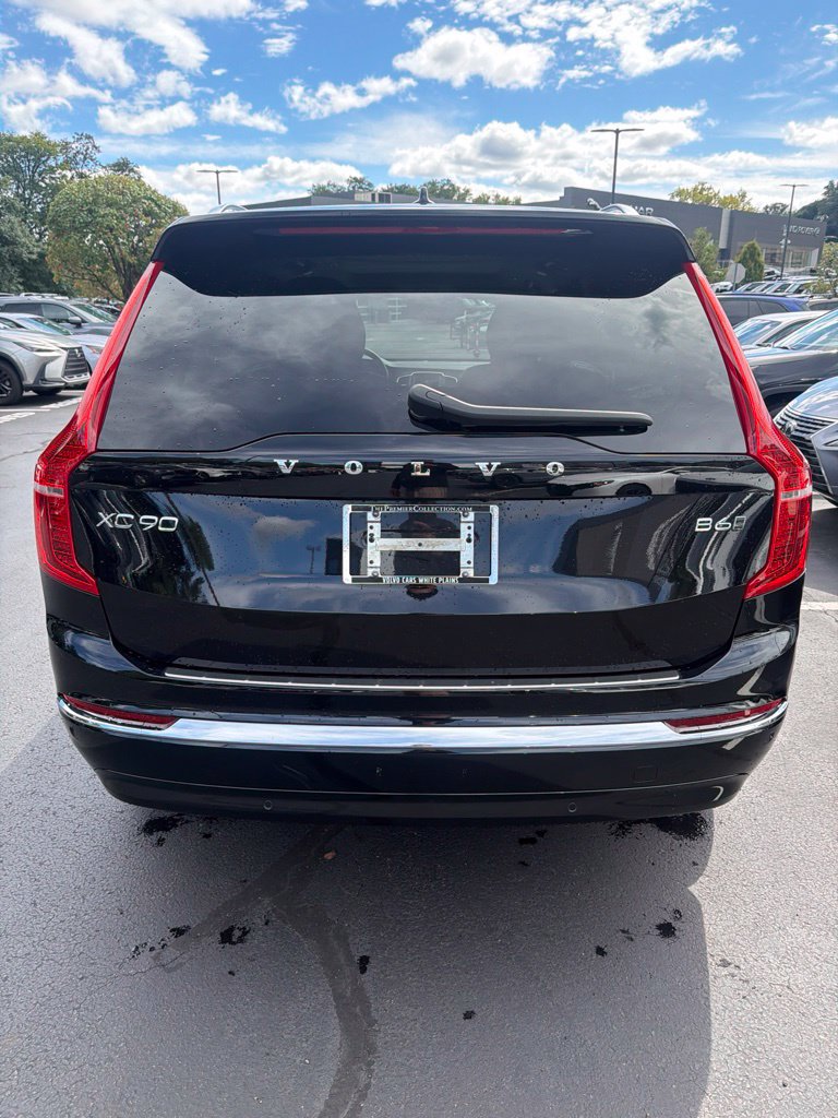 Certified 2023 Volvo XC90 B6 Plus w/ Protection Package Premier AWD/4WD image 7