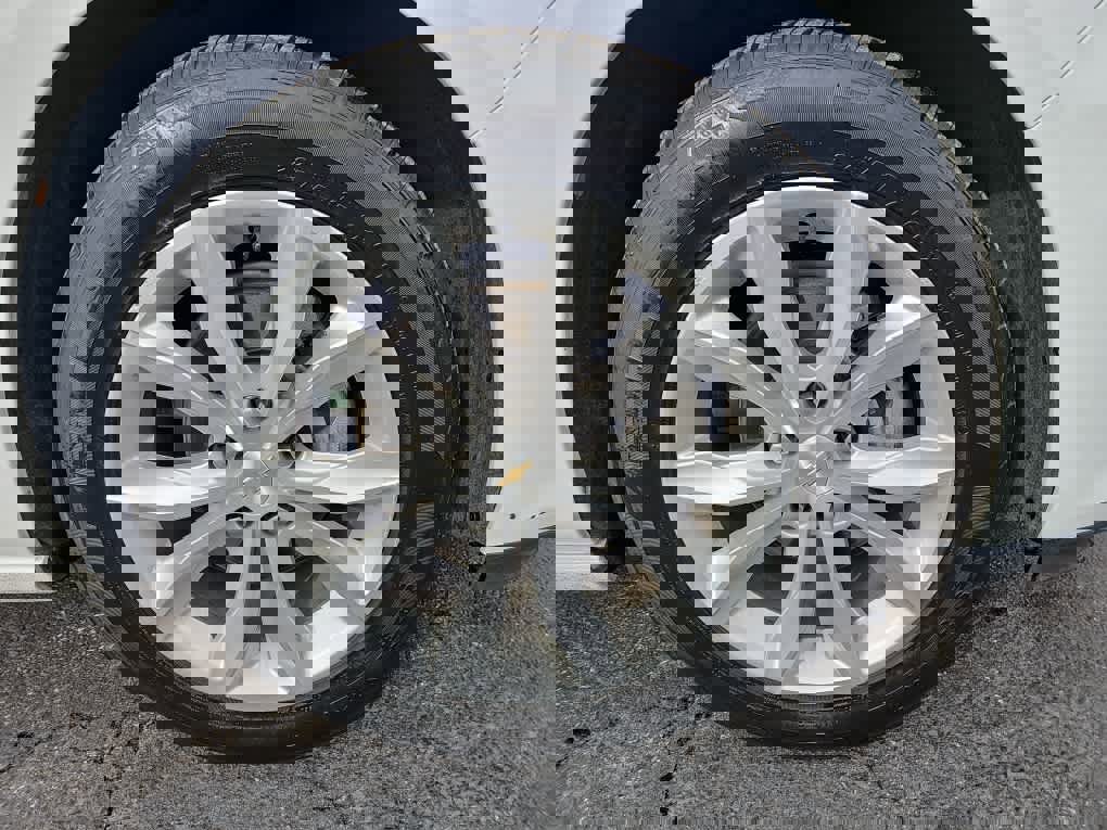 Used 2024 Chevrolet Malibu LT image 12