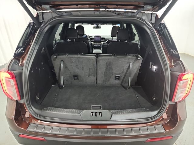 Used 2020 Ford Explorer XLT w/ Equipment Group 202A image 21