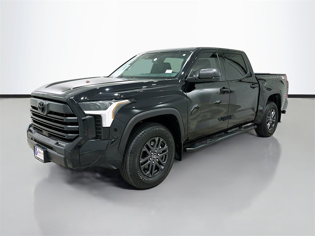 Used 2025 Toyota Tundra SR5 image 3