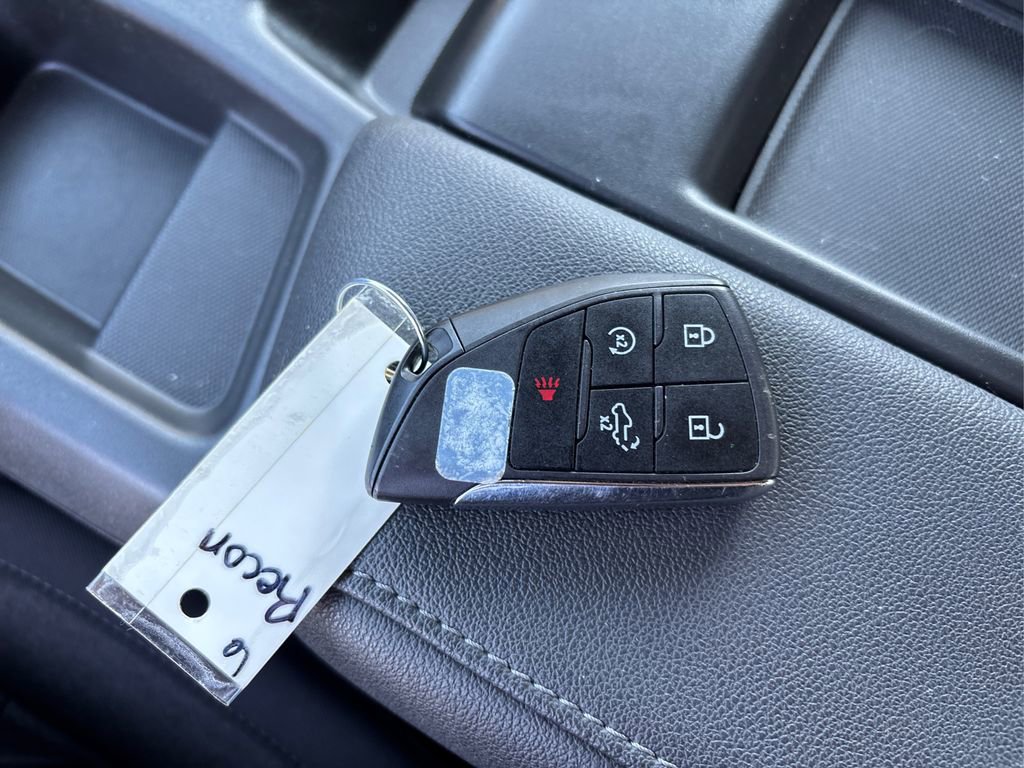 Used 2023 Chevrolet Silverado 1500 Custom image 37