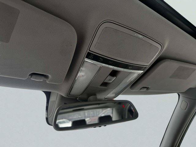 Used 2012 Mercedes-Benz S 550 4MATIC image 35