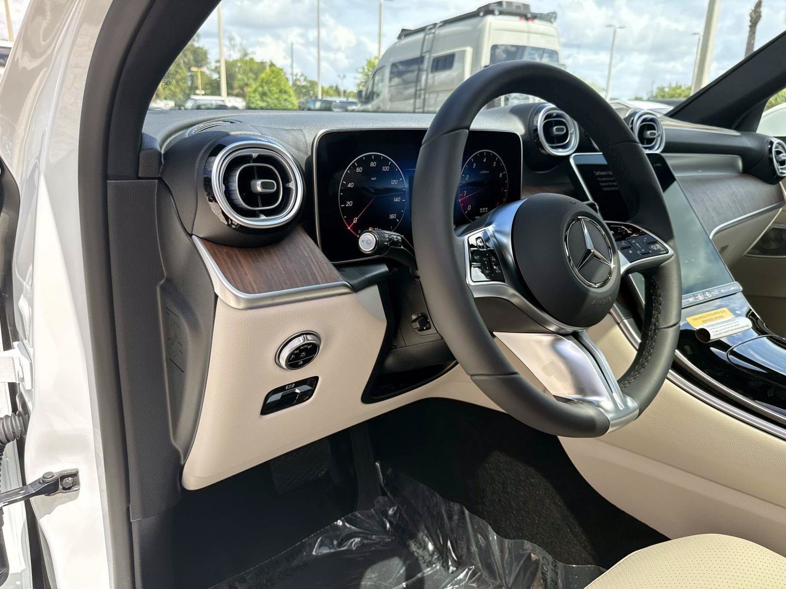 New 2027 Mercedes-Benz GLC 300 image 21