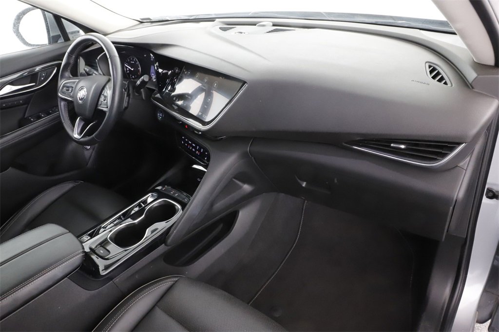 Used 2023 Buick Envision Essence image 32