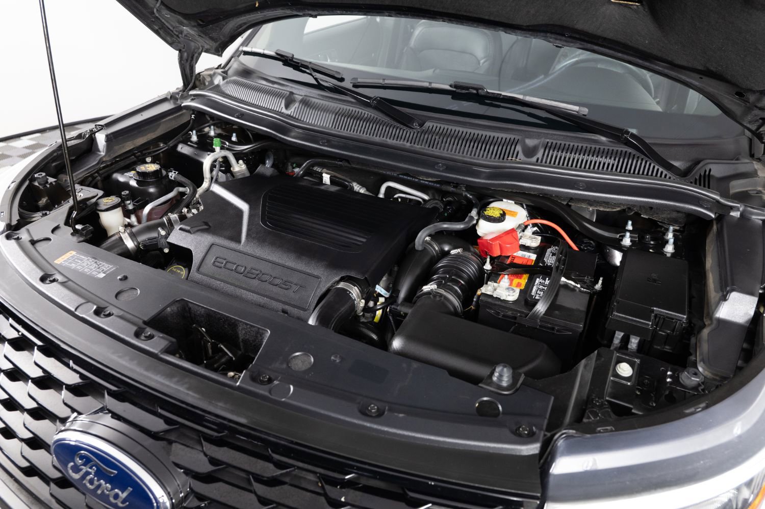 Used 2018 Ford Explorer Sport w/ Equipment Group 401A image 44