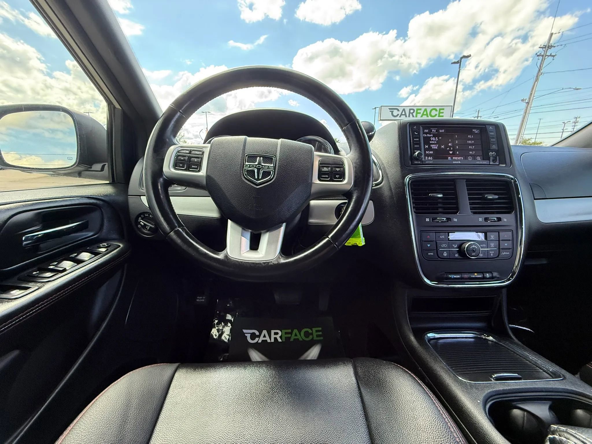 Used 2019 Dodge Grand Caravan GT FWD image 28