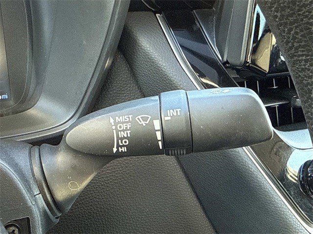 Used 2022 Toyota Corolla LE image 25