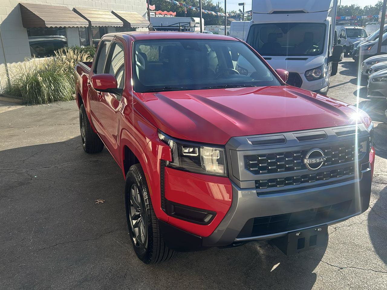 Used 2026 Nissan Frontier SV AWD/4WD image 3