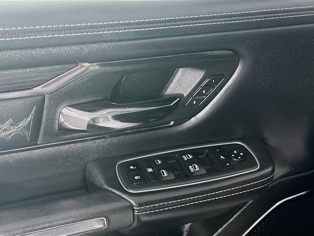 Used 2022 RAM 1500 Limited w/ Body Color Bumper Group image 25