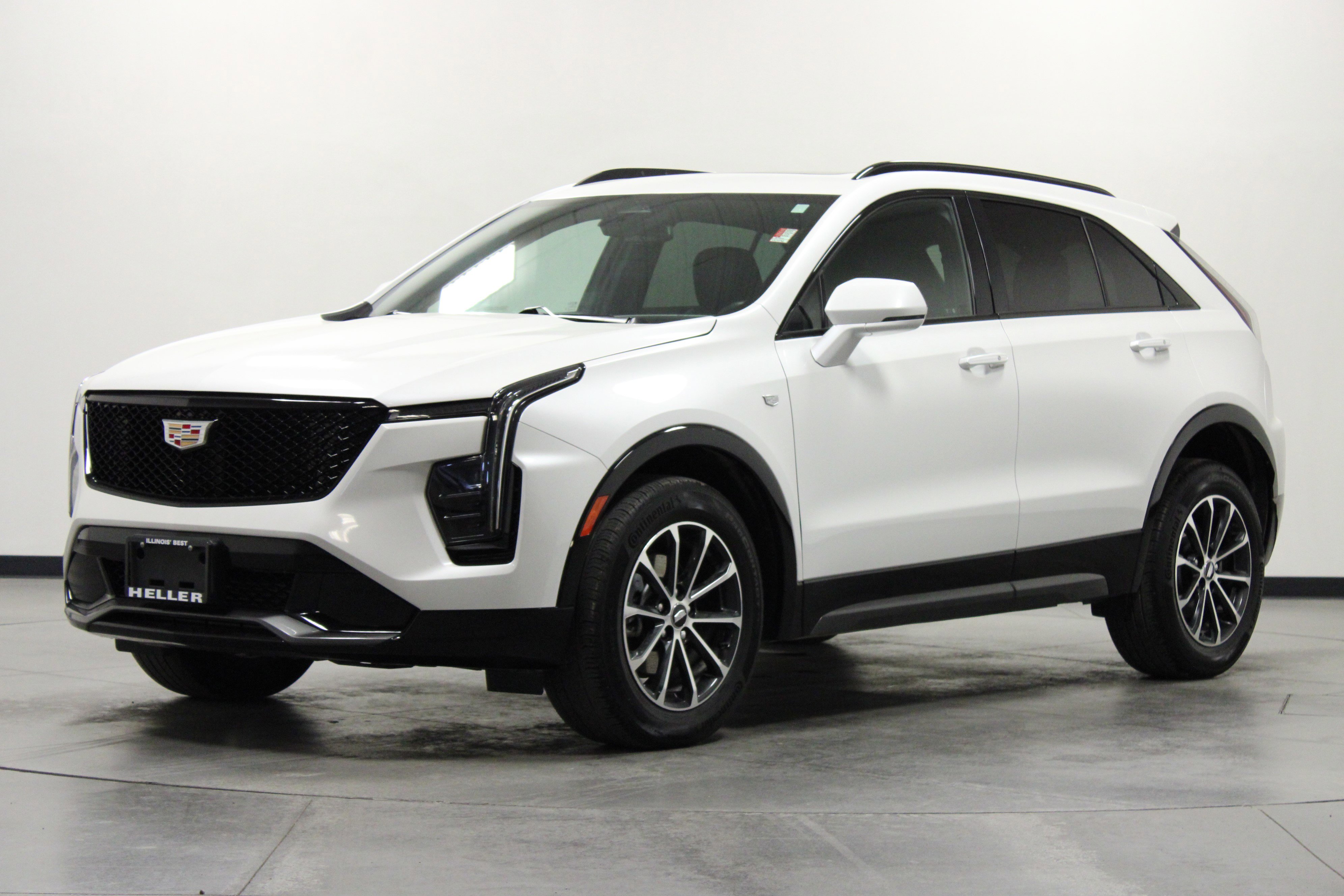 Used 2024 Cadillac XT4 Sport image 8