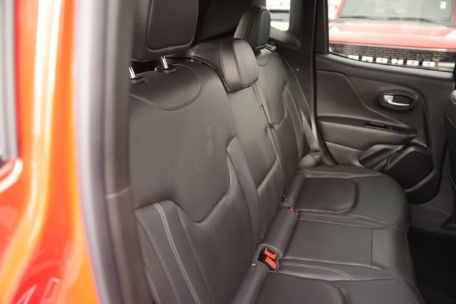 Used 2021 Jeep Renegade Limited image 16