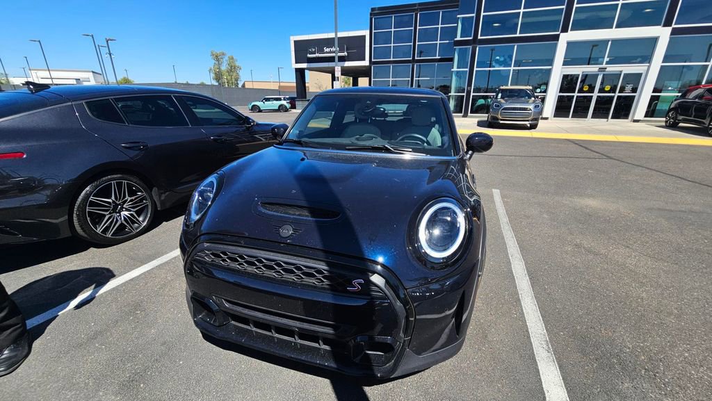 Certified 2023 MINI Cooper S image 3