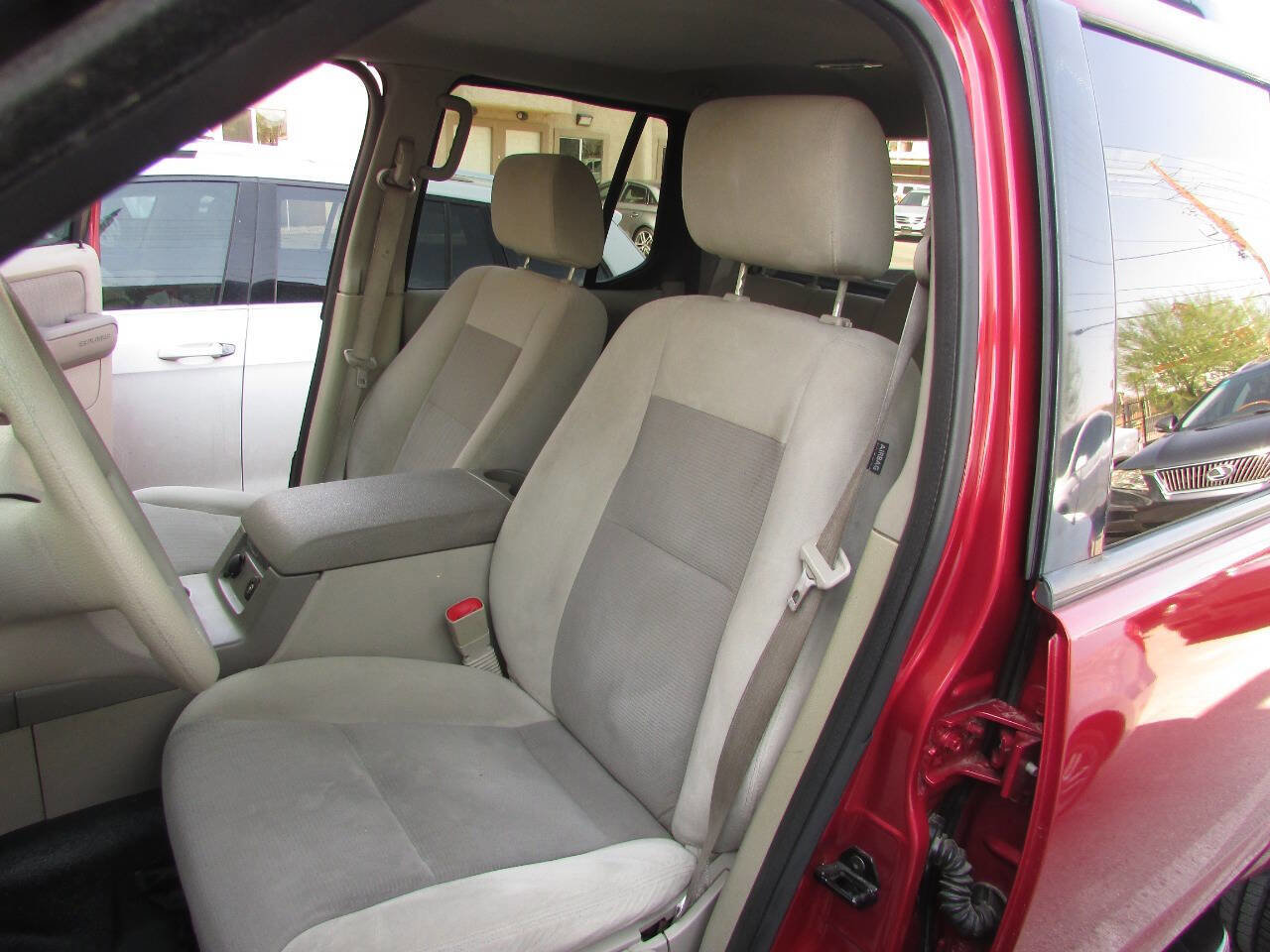 Used 2007 Ford Explorer Sport Trac XLT image 15