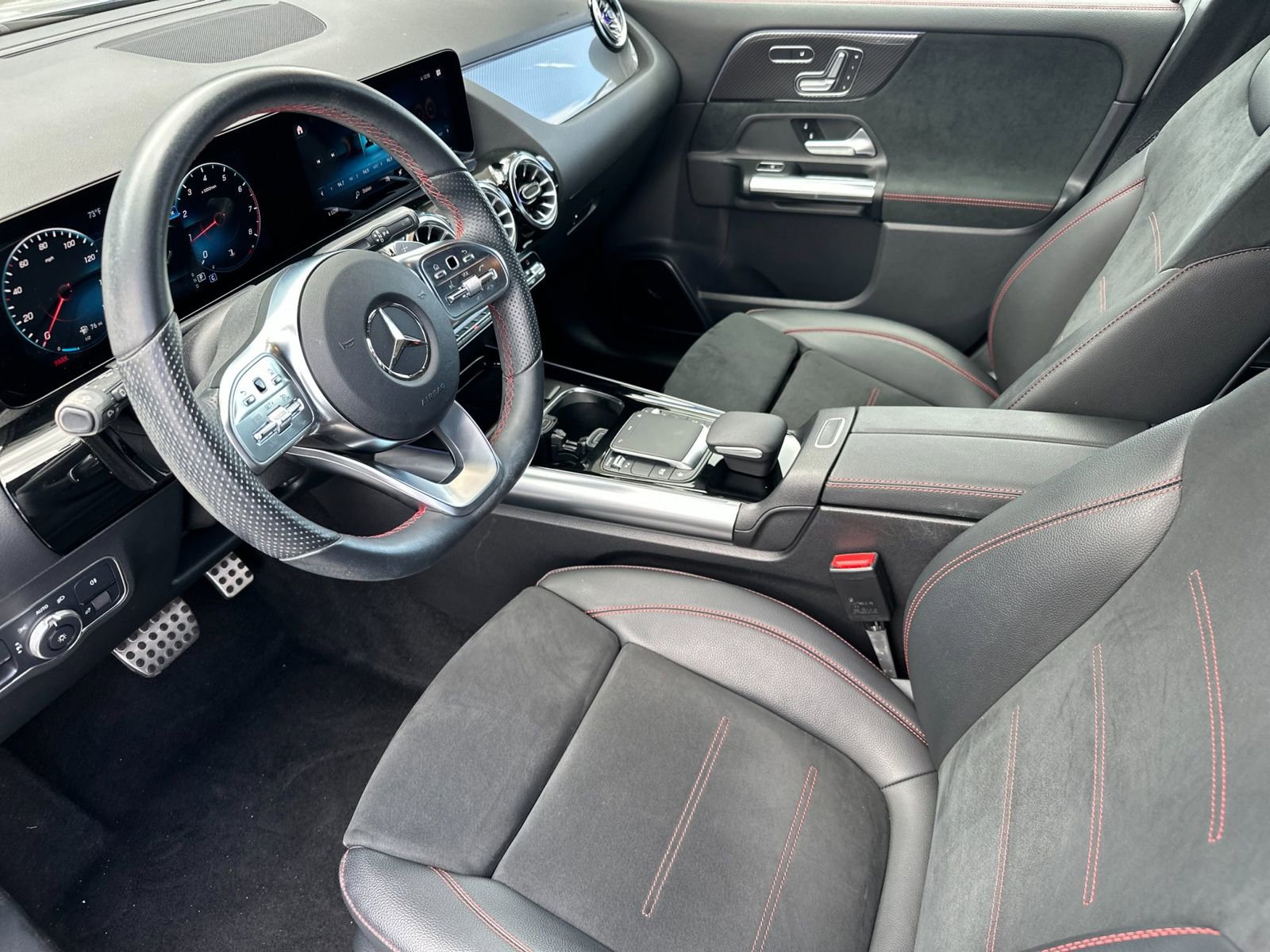 Certified 2022 Mercedes-Benz GLA 250 image 11