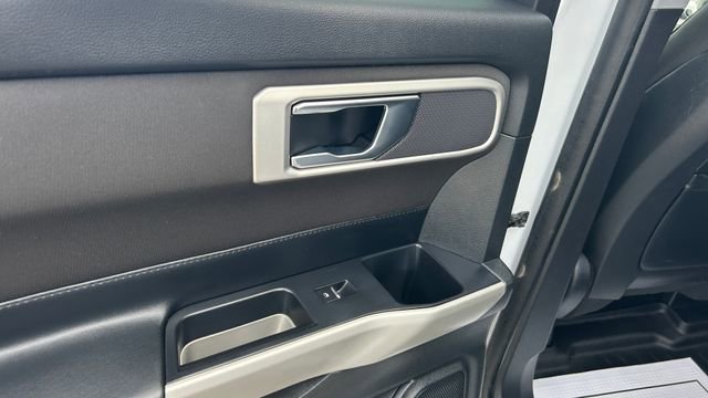 Used 2020 Ford Explorer XLT w/ Comfort Package image 30