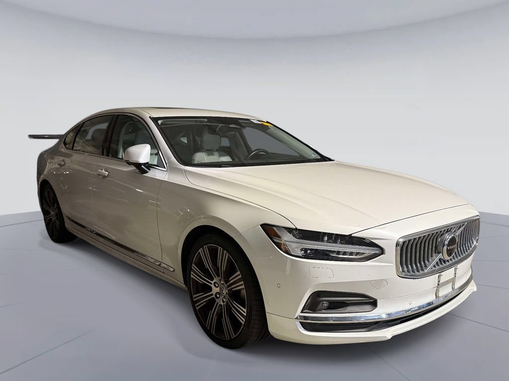 Used 2022 Volvo S90 B6 Inscription w/ Advanced Package AWD/4WD image 3