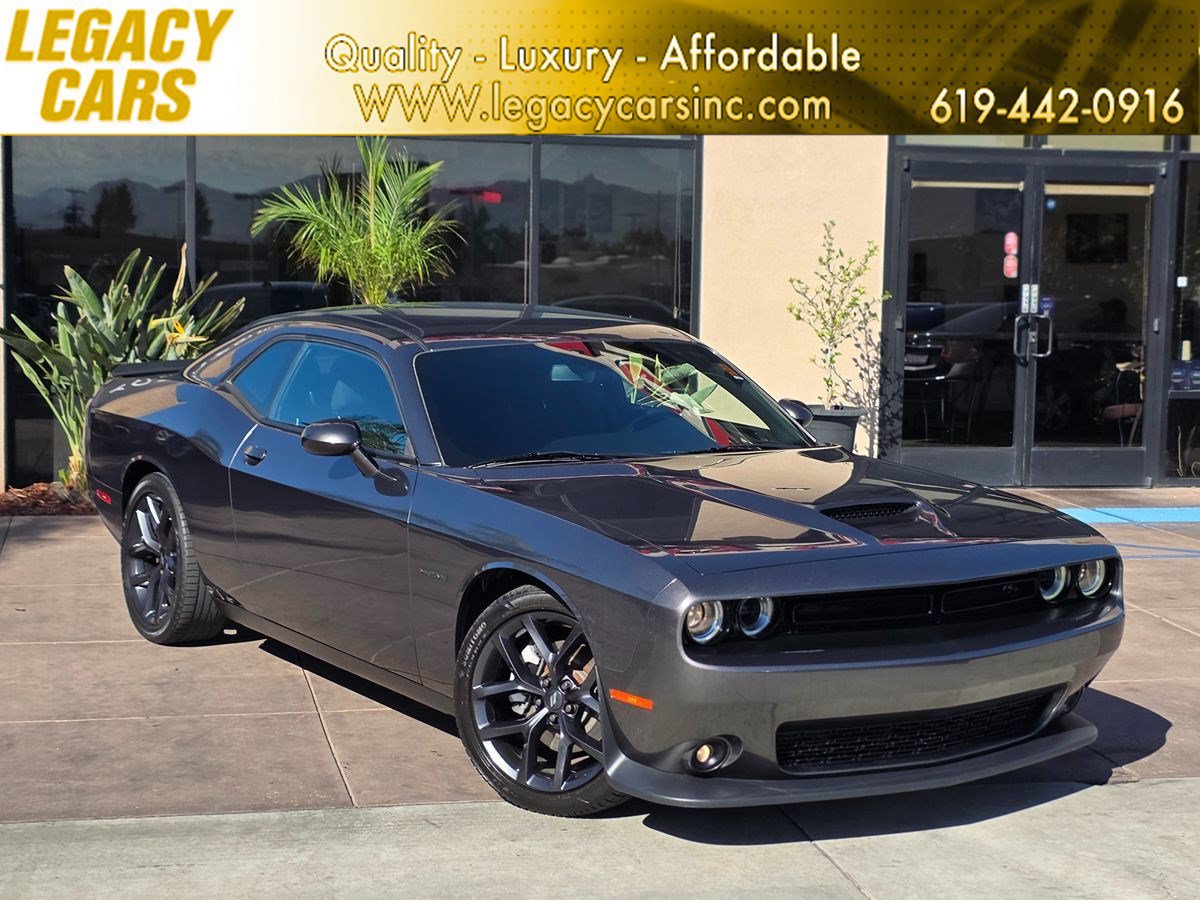Used 2022 Dodge Challenger R/T w/ Blacktop Package