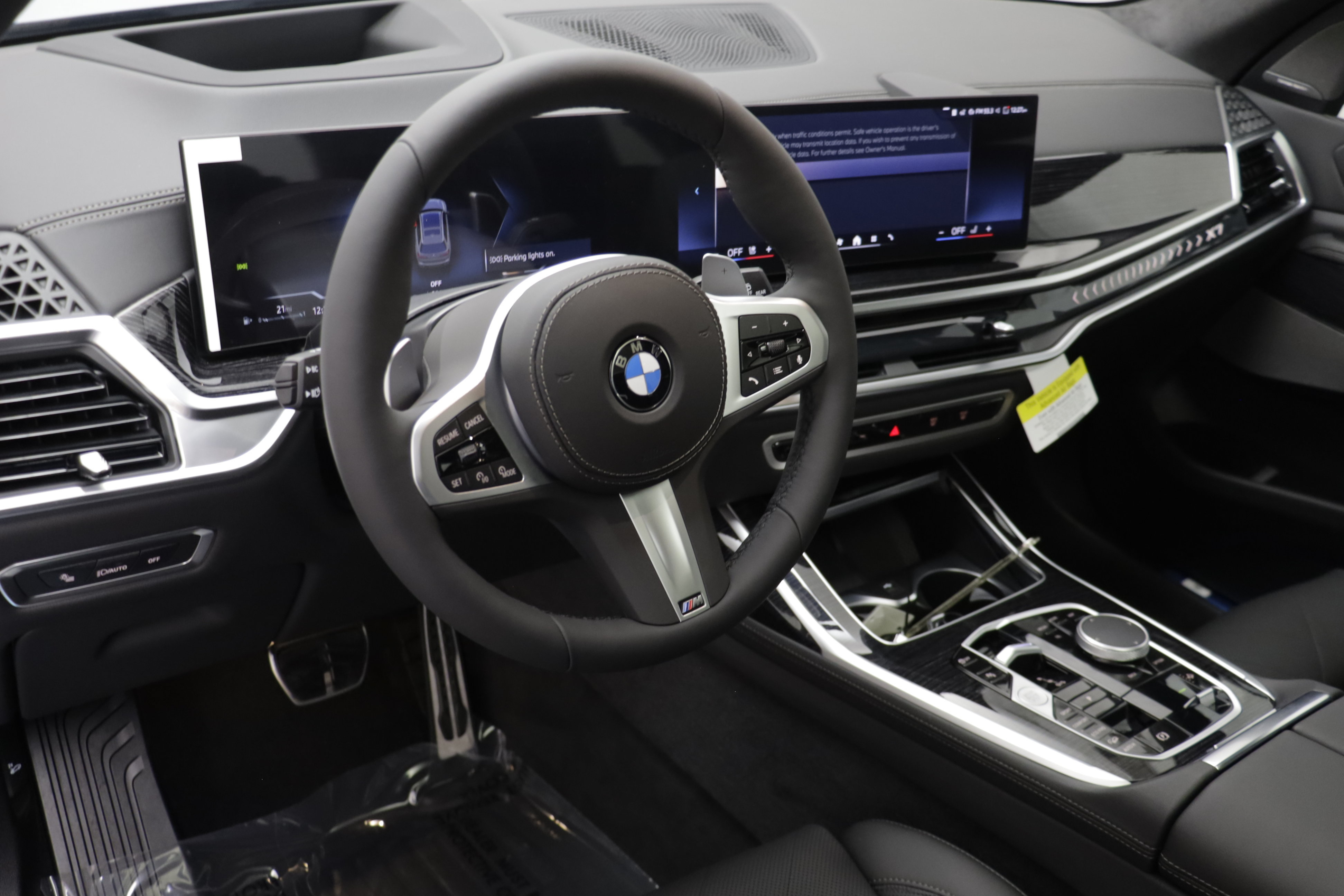 New 2027 BMW X7 xDrive40i w/ M Sport Package AWD/4WD image 7