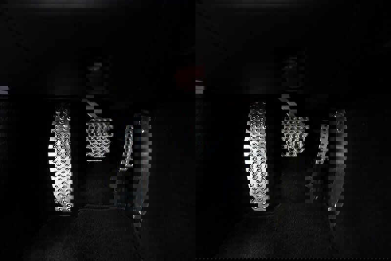 Used 2019 Ferrari 812 Superfast image 22