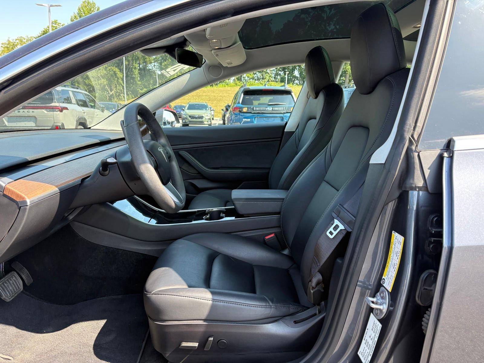 Used 2020 Tesla Model 3 Long Range AWD/4WD image 27