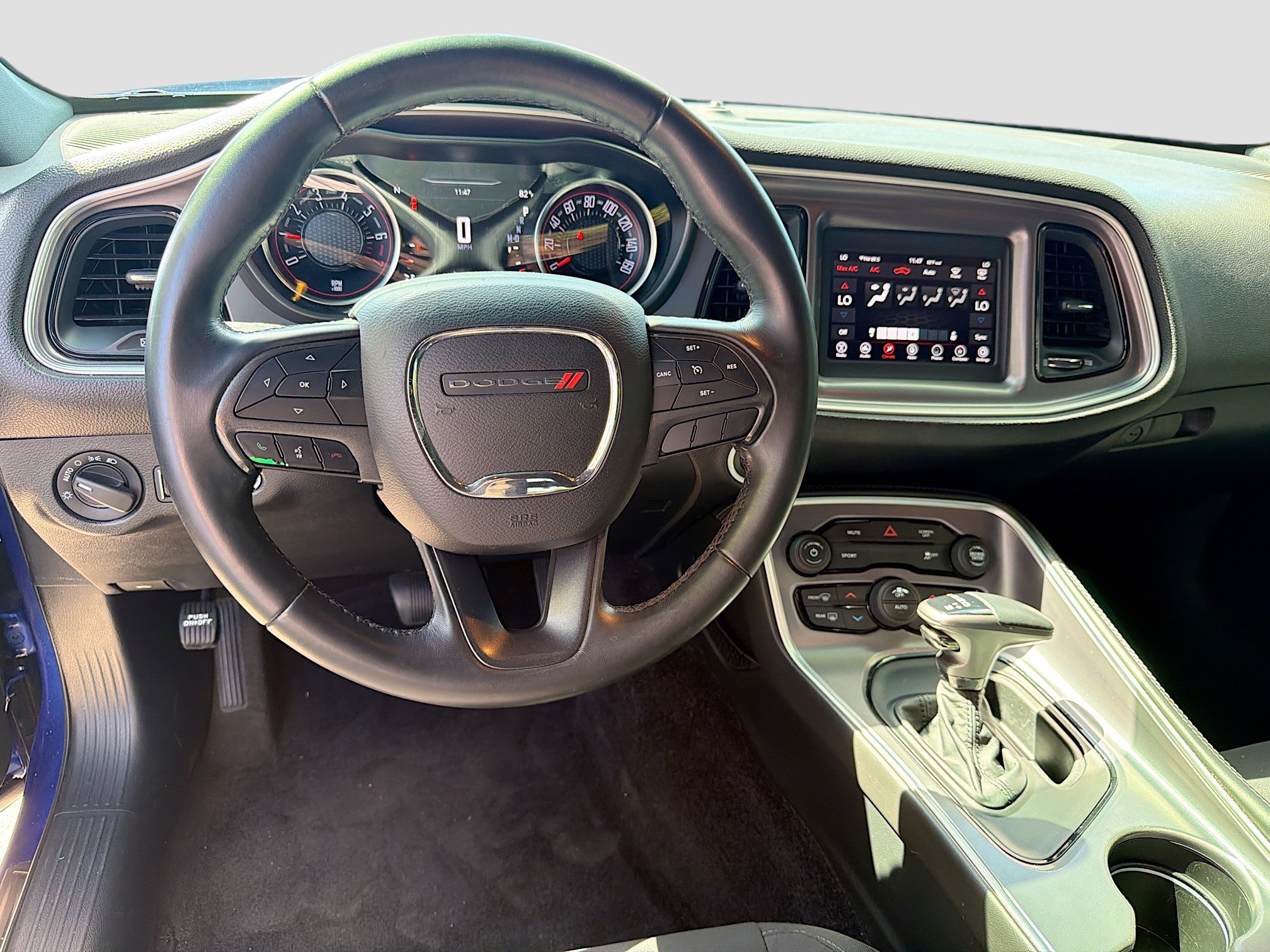 Used 2019 Dodge Challenger SXT image 16