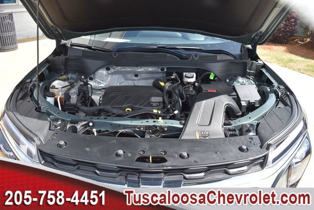 Used 2025 Chevrolet Trax LT FWD image 36