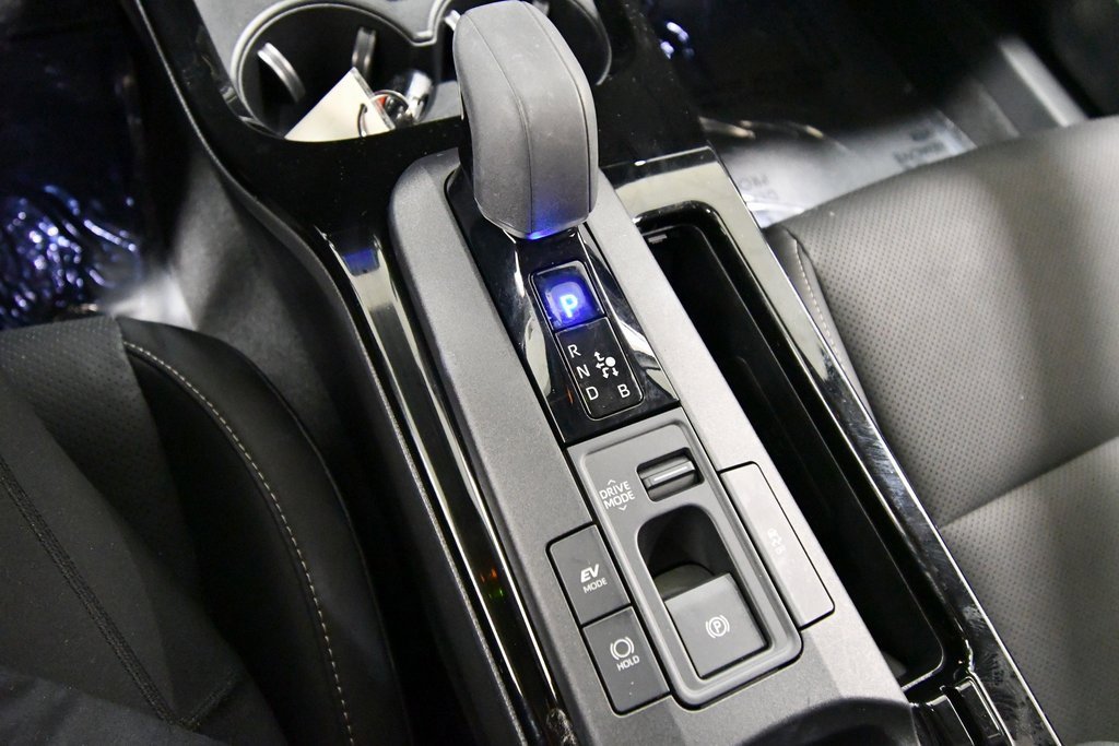 Used 2024 Toyota Prius XLE image 25