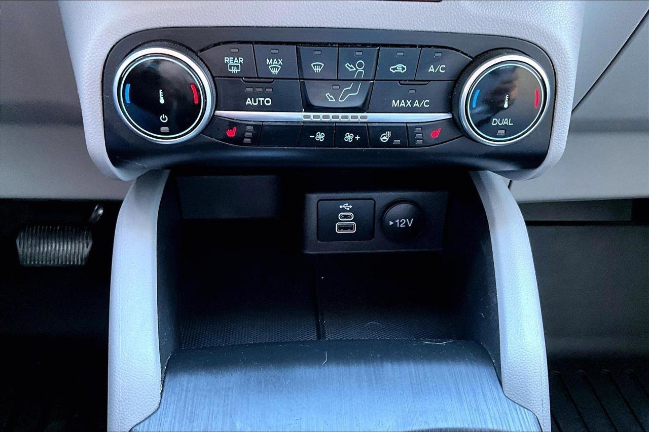 Used 2024 Ford Escape Active image 17