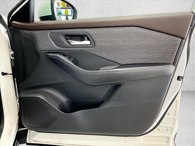 Used 2021 Nissan Rogue SV FWD image 19