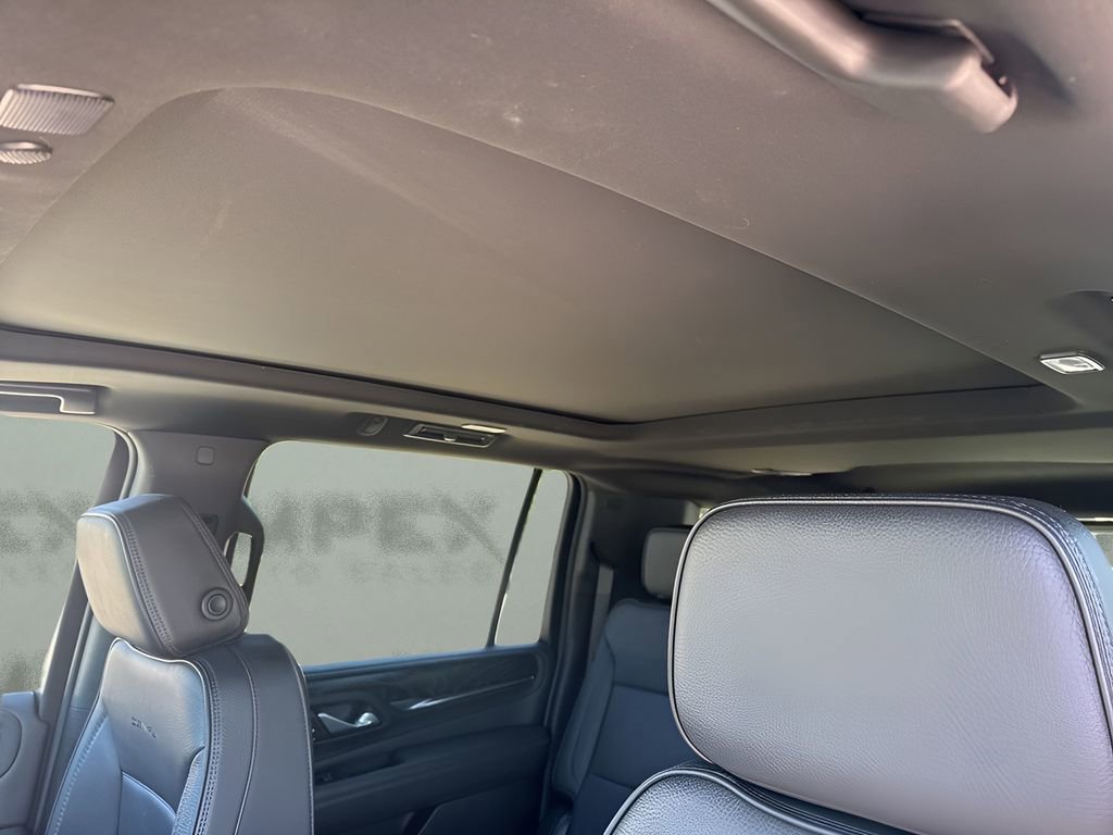 Used 2022 GMC Yukon XL Denali w/ Max Trailering Package AWD/4WD image 13