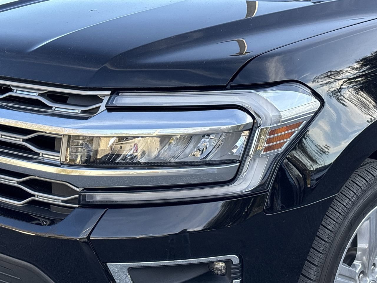 Used 2023 Ford Expedition Platinum image 6