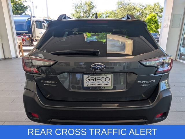 Used 2024 Subaru Outback Premium AWD/4WD image 11