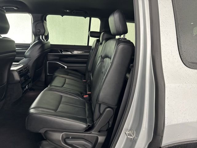 Used 2022 Jeep Wagoneer Series III w/ Convenience Group I image 28