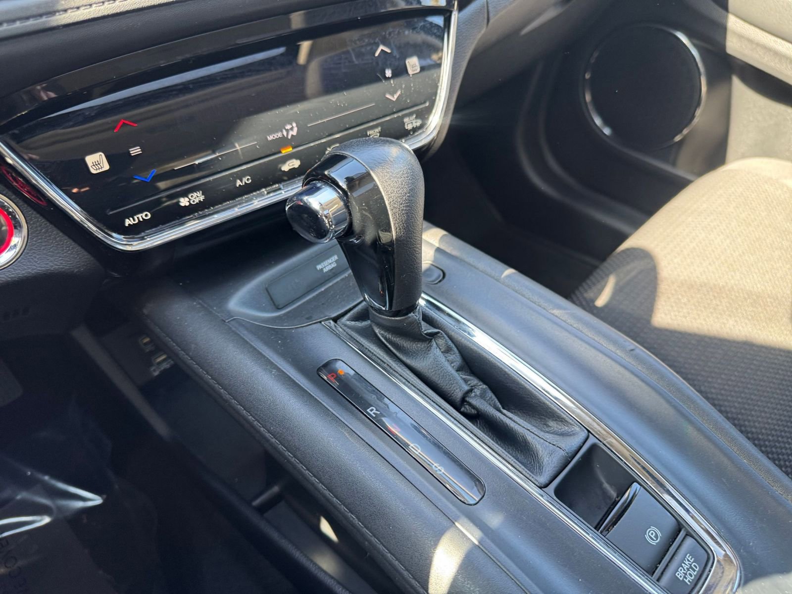 Used 2022 Honda HR-V EX image 38