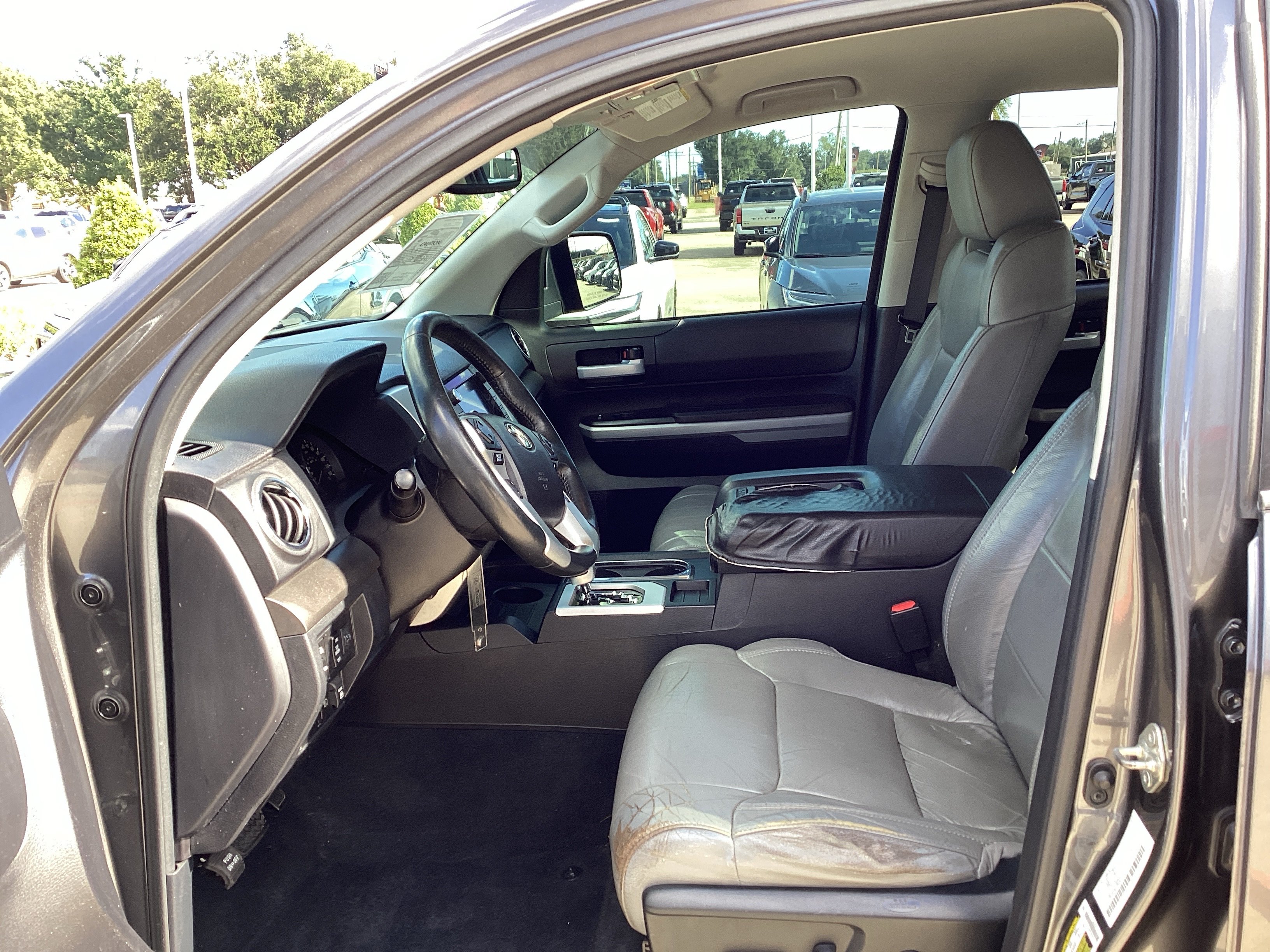 Used 2021 Toyota Tundra SR5 w/ SR5 Leather Package RWD image 14