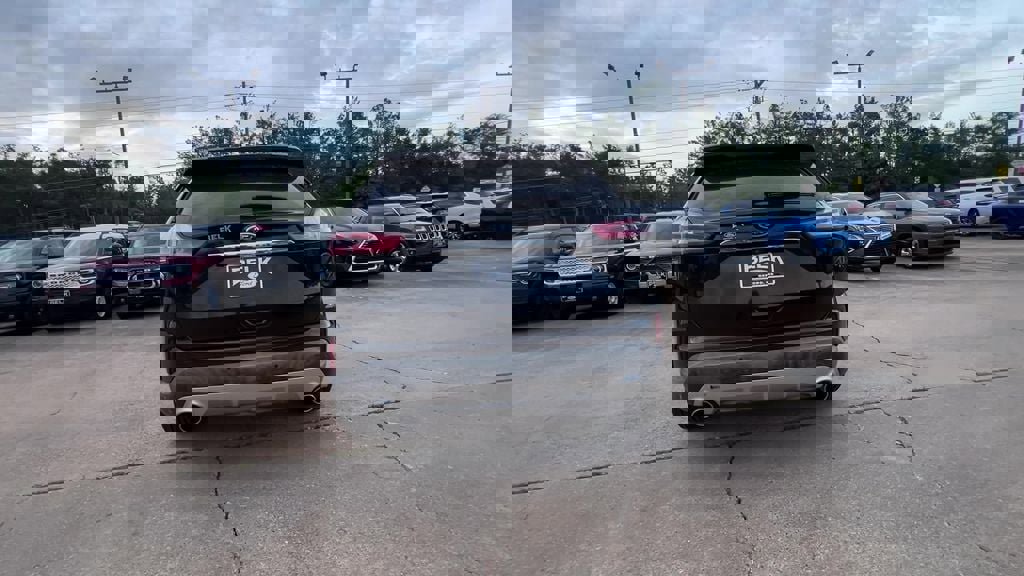 Used 2019 Ford Edge Titanium image 6