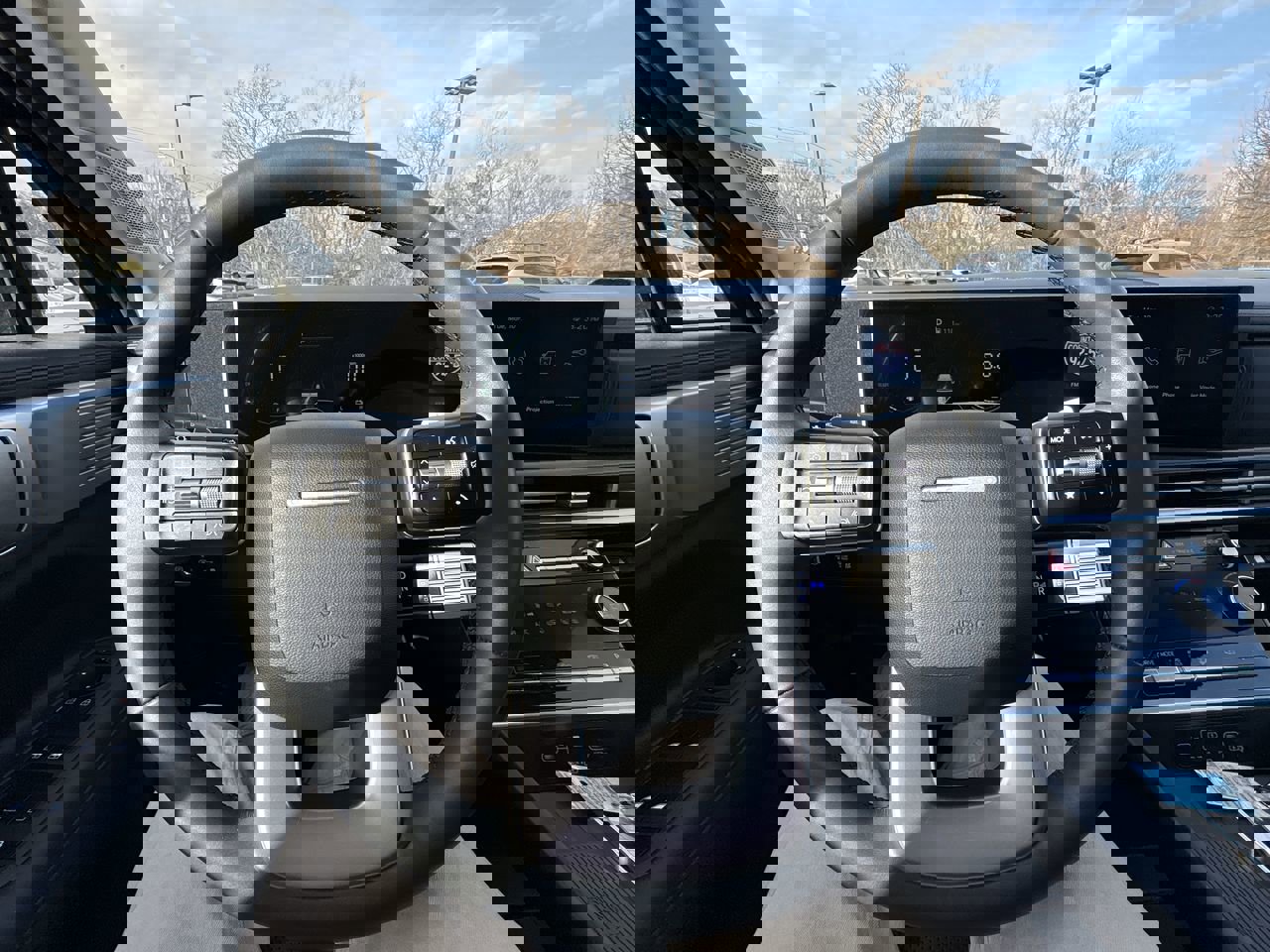 Certified 2025 Hyundai Santa Fe SEL image 15