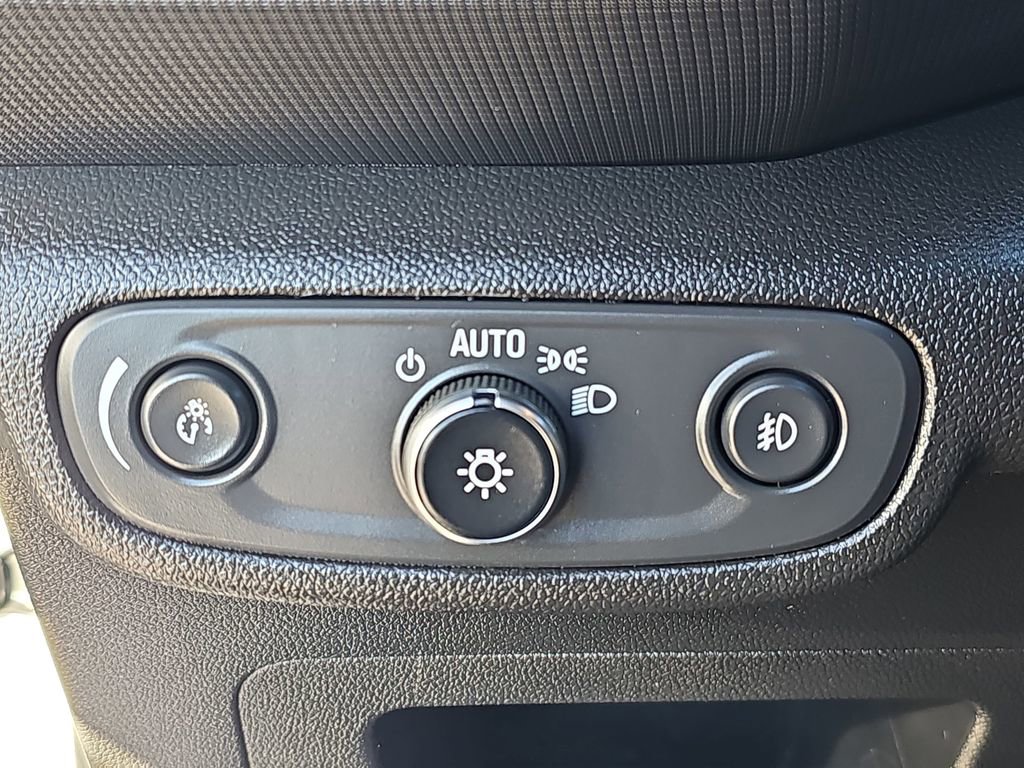 Used 2023 Chevrolet TrailBlazer RS w/ Convenience Package image 25