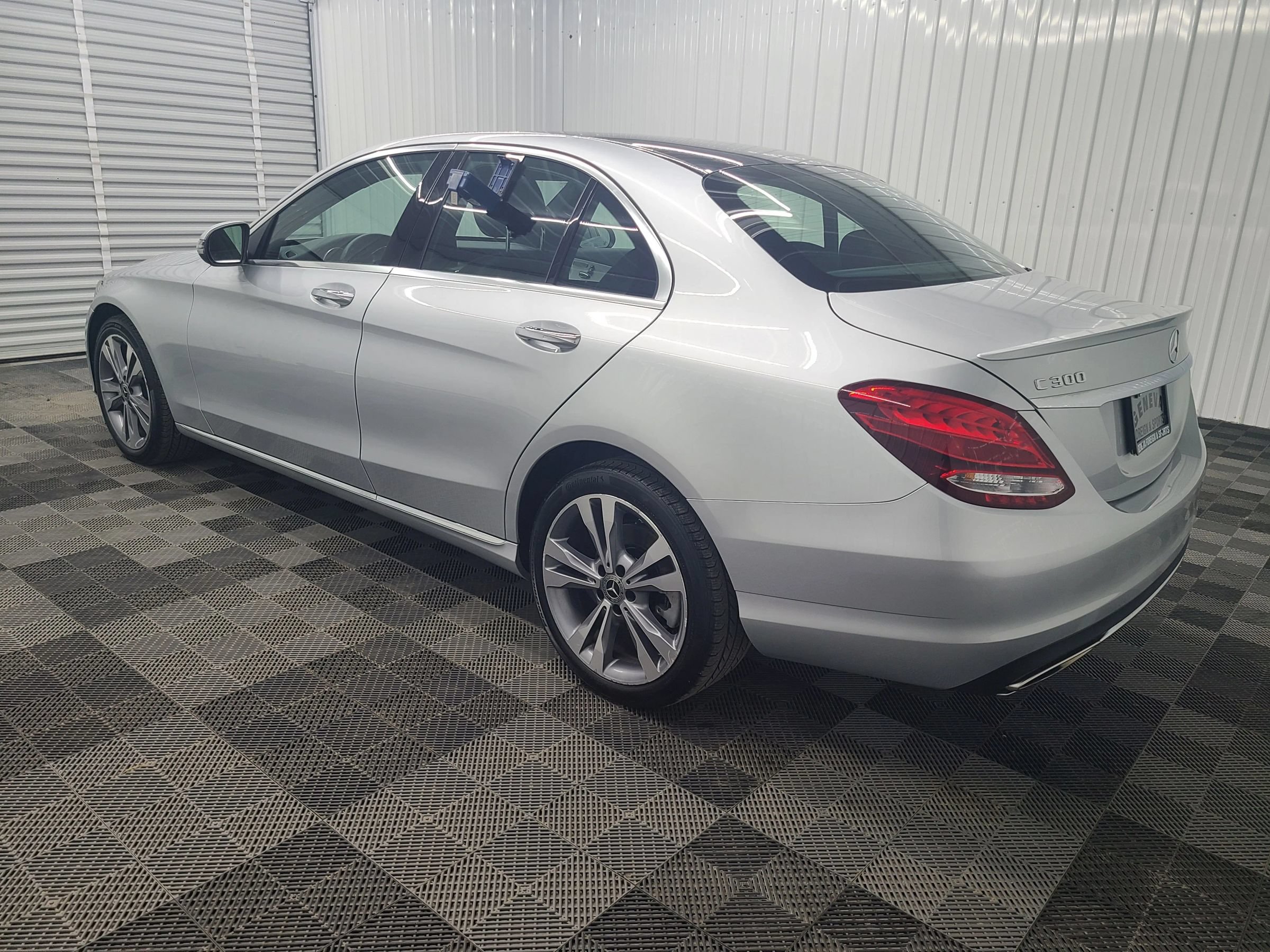 Used 2018 Mercedes-Benz C 300 4MATIC Sedan image 9