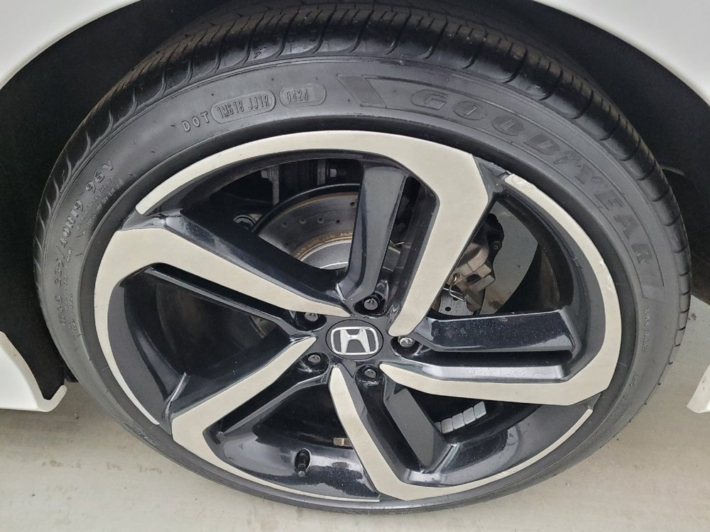 Used 2018 Honda Accord Sport image 31