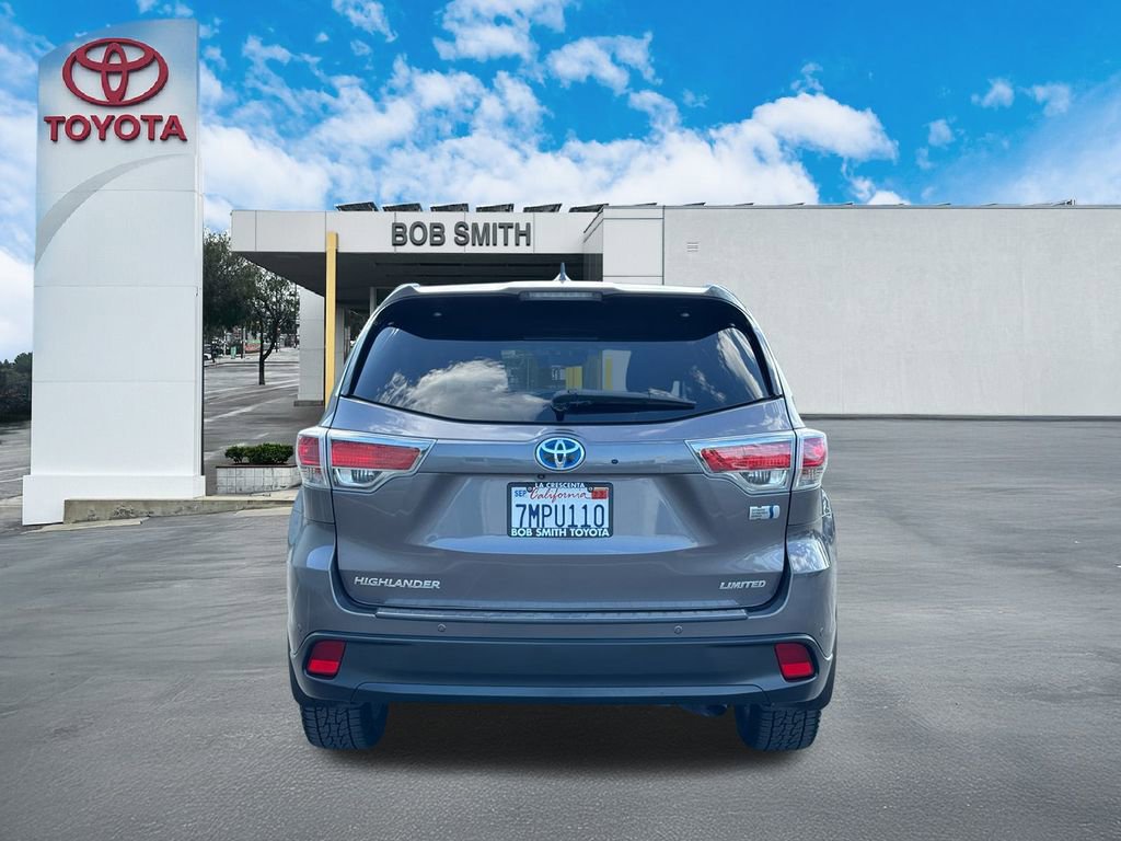 Used 2015 Toyota Highlander Limited Platinum image 6