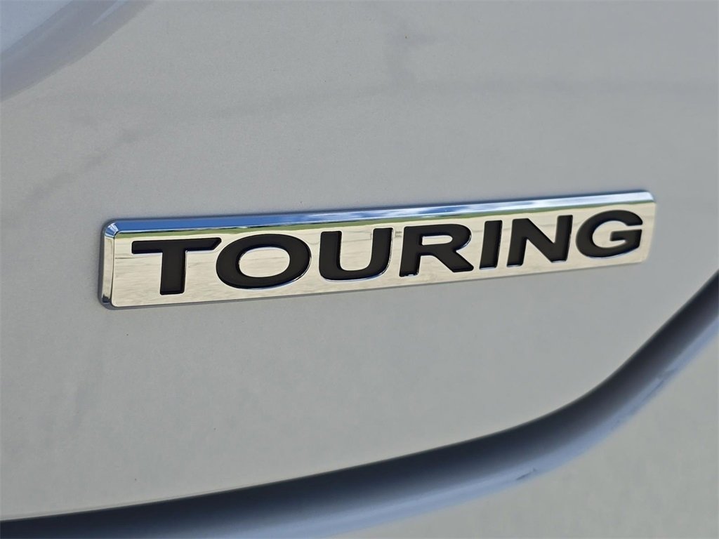 New 2025 Honda Pilot Touring image 16