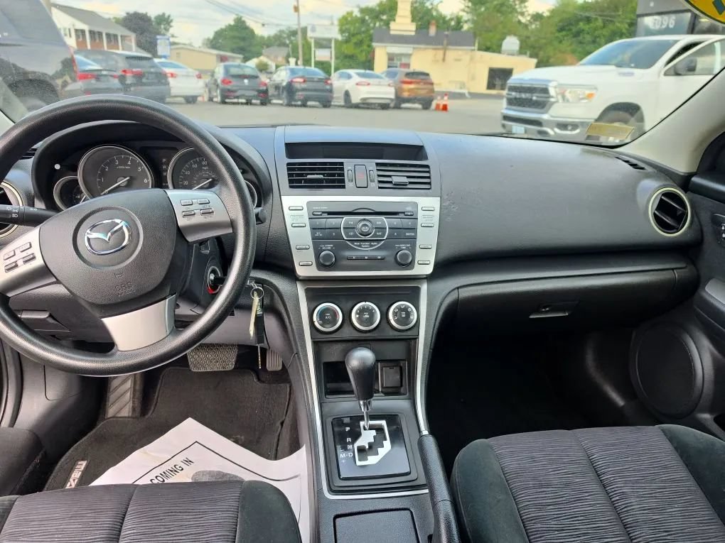 Used 2010 MAZDA MAZDA6 i Sport FWD image 16