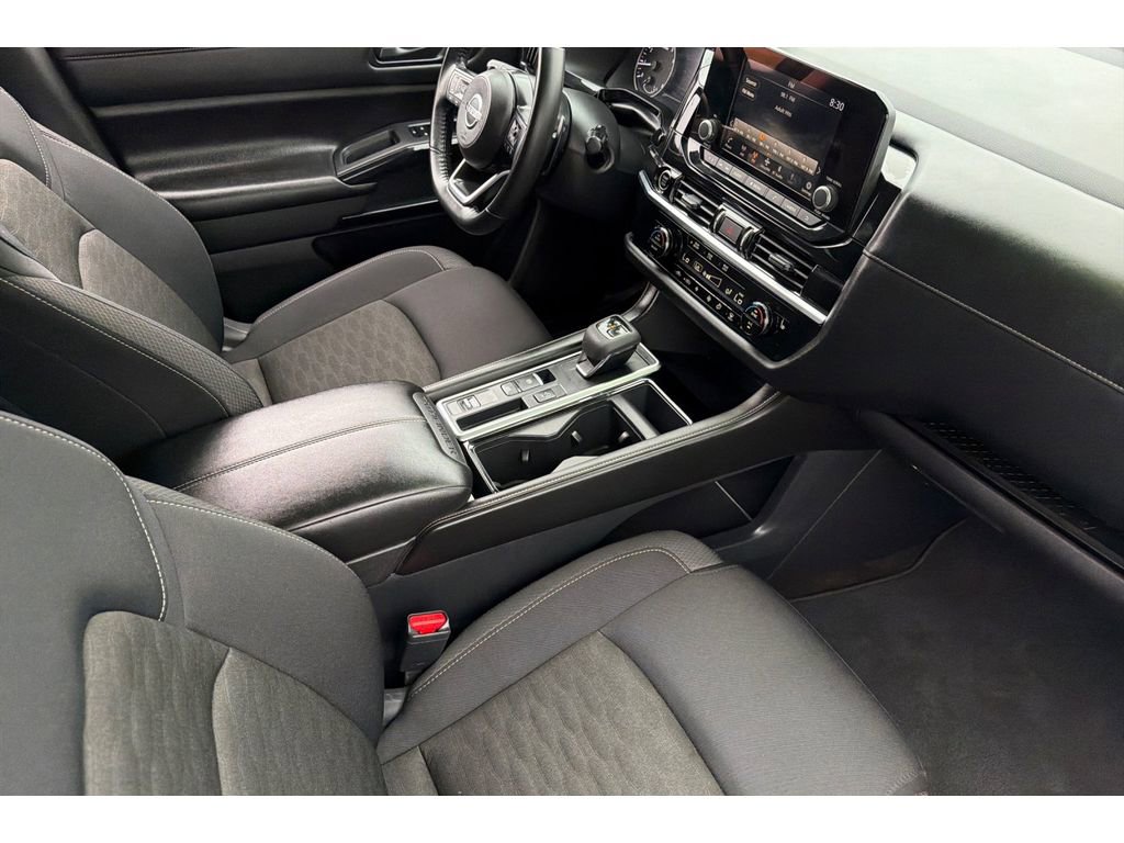 Used 2024 Nissan Pathfinder SV FWD image 19