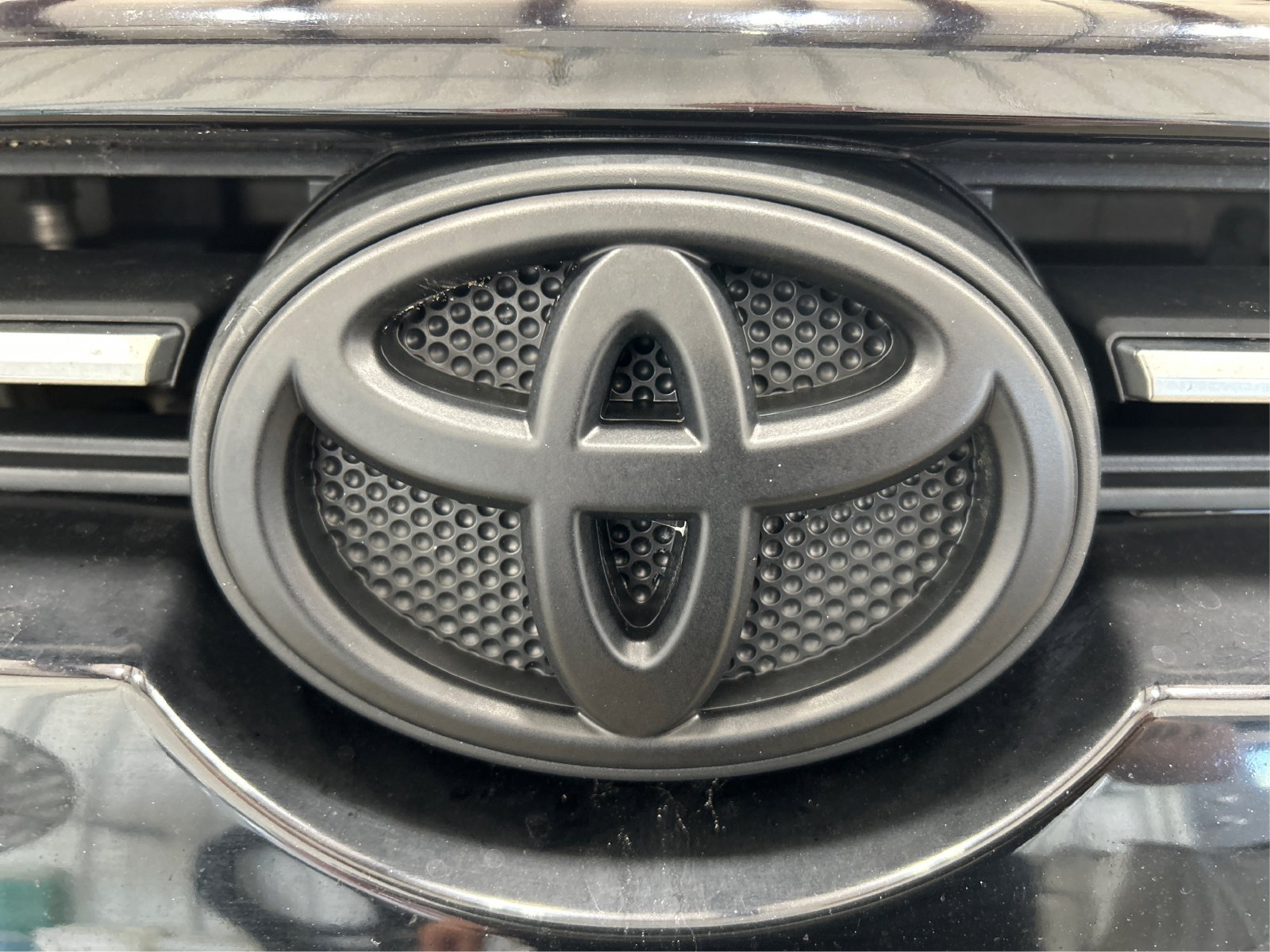Used 2023 Toyota 4Runner TRD Off-Road Premium w/ Moonroof Package AWD/4WD image 23