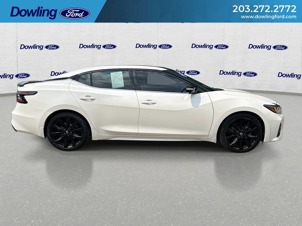 Used 2020 Nissan Maxima SR w/ Sport Mat Group FWD image 9