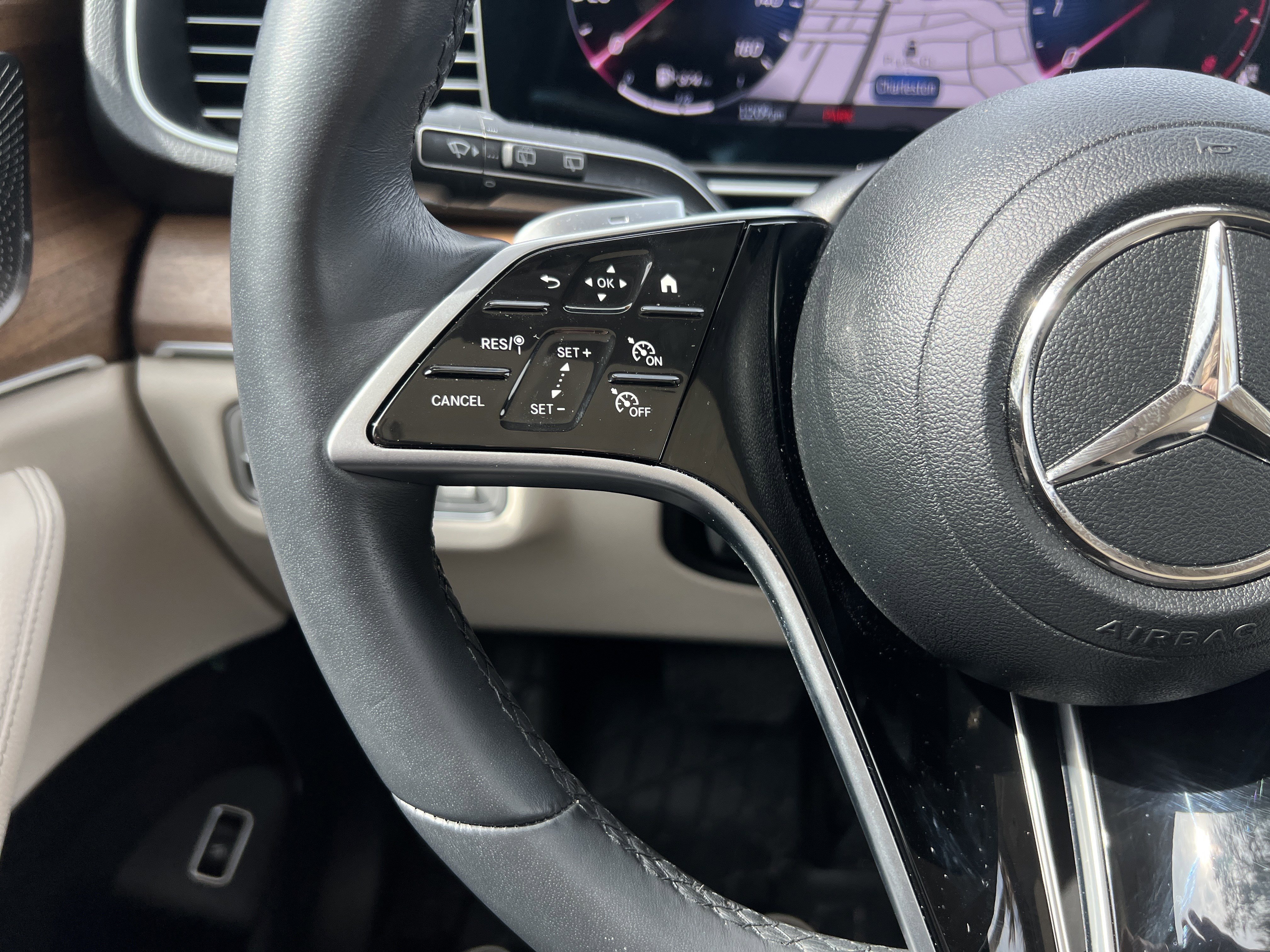 Used 2024 Mercedes-Benz GLE 450 4MATIC image 19